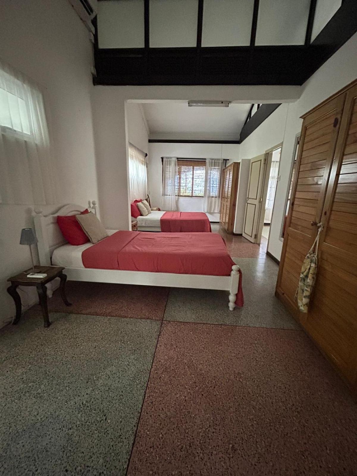 Villa Karel Mauritius Beach House Riambel Eksteriør bilde