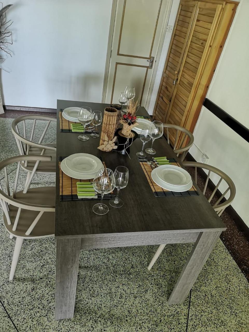Villa Karel Mauritius Beach House Riambel Eksteriør bilde